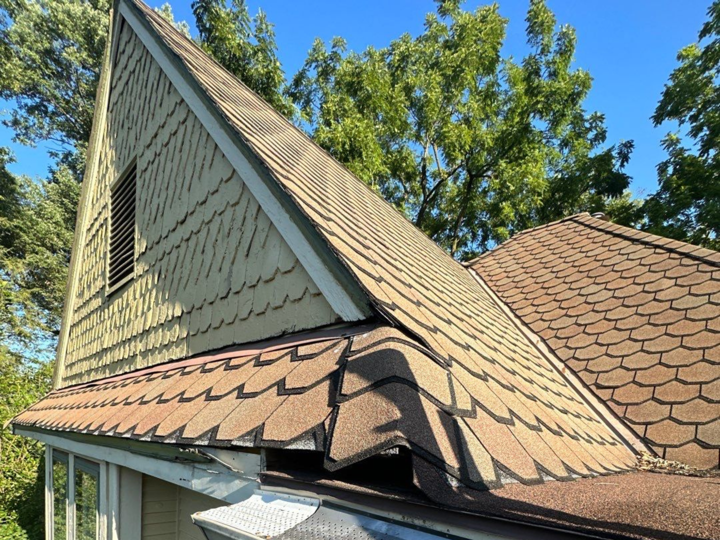 Indiana Roof Repair Services